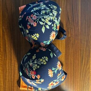 Cacique Floral Kids Accessory - Black and Orange